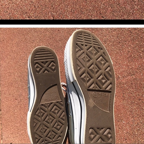 Rare- Silver Converse platform Chuck Taylors - Picture 5 of 5